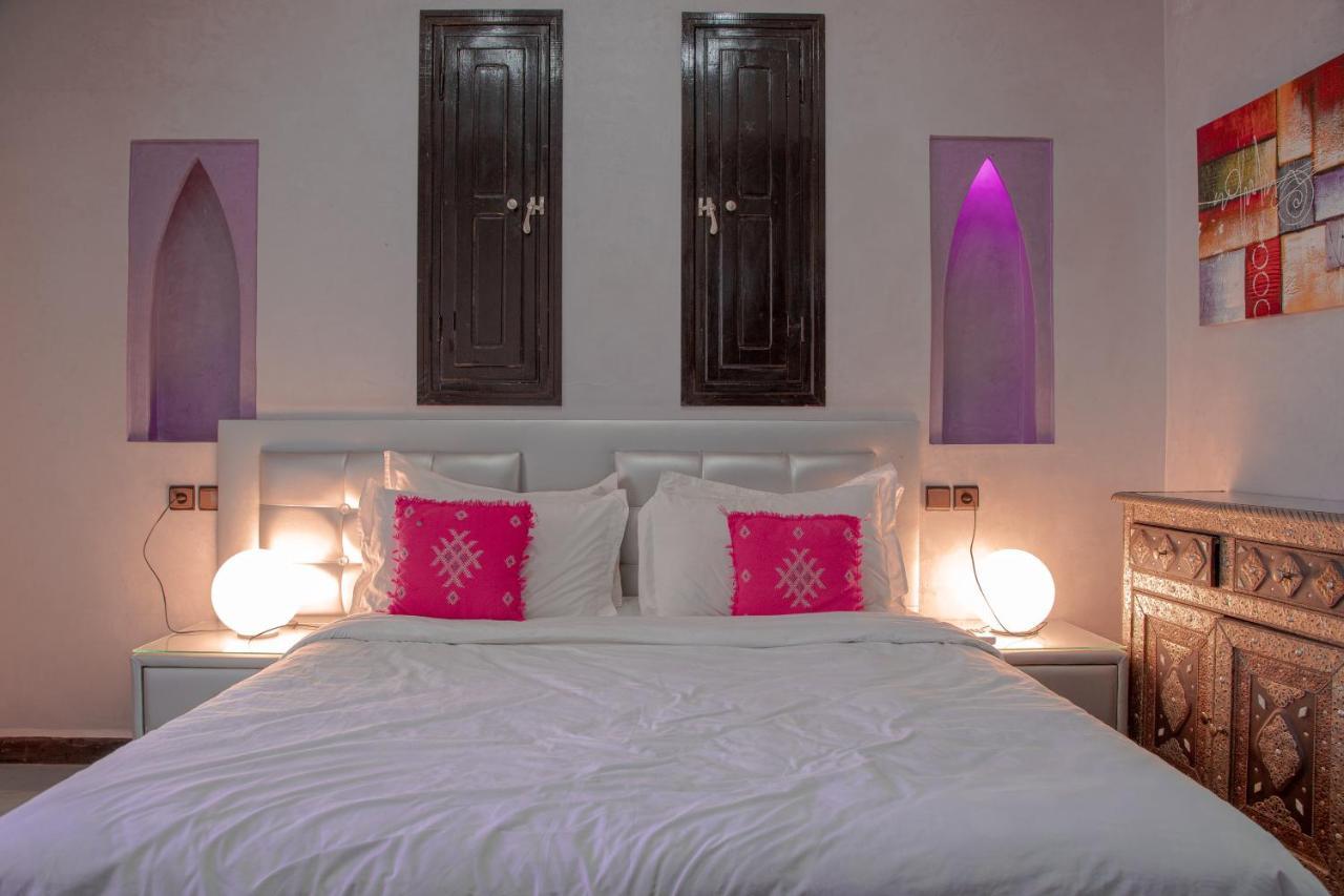 Jnanat Aicha Guesthouse Wawizelte Екстер'єр фото