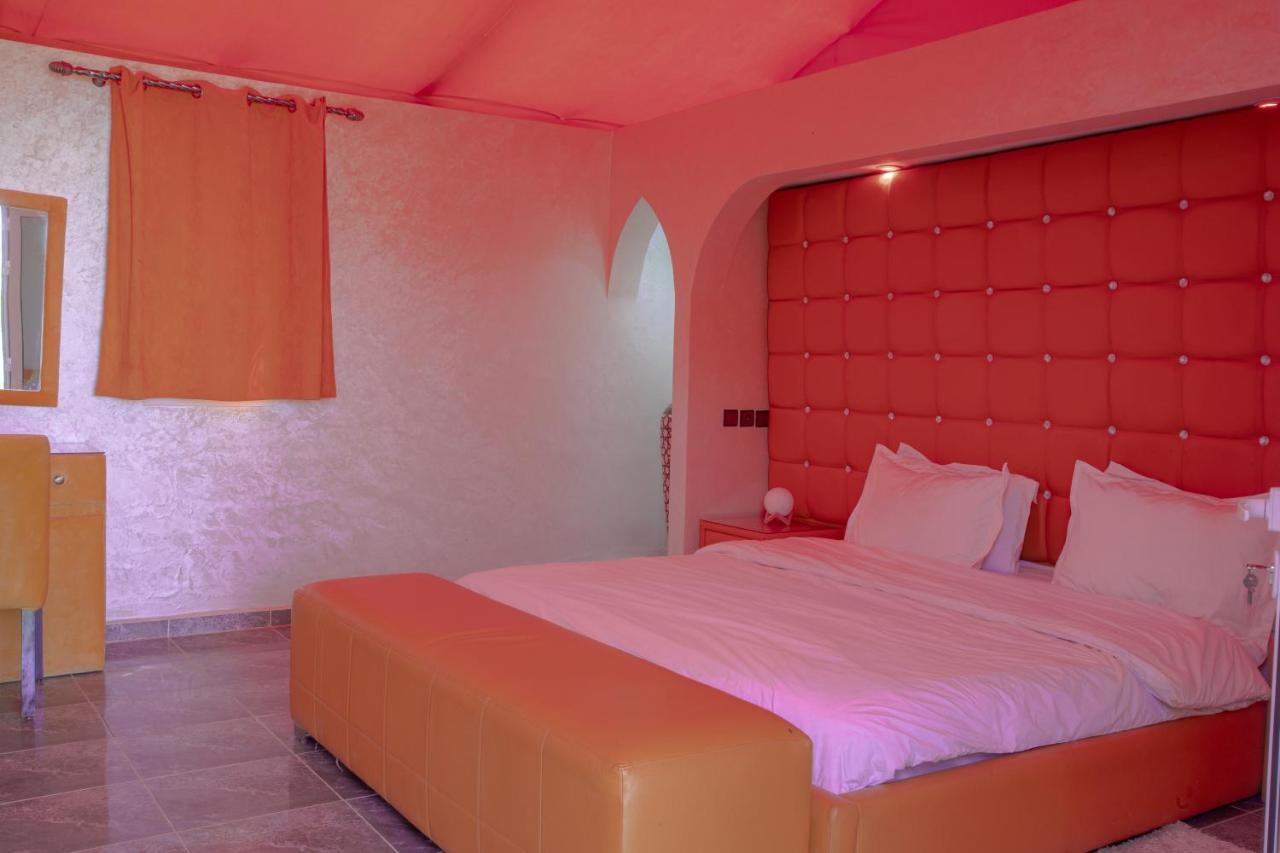 Jnanat Aicha Guesthouse Wawizelte Екстер'єр фото