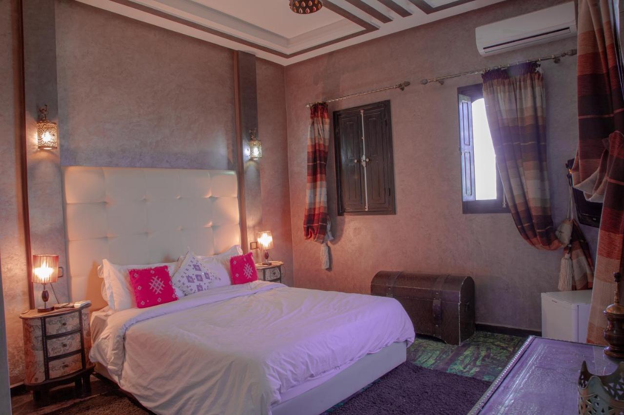 Jnanat Aicha Guesthouse Wawizelte Екстер'єр фото