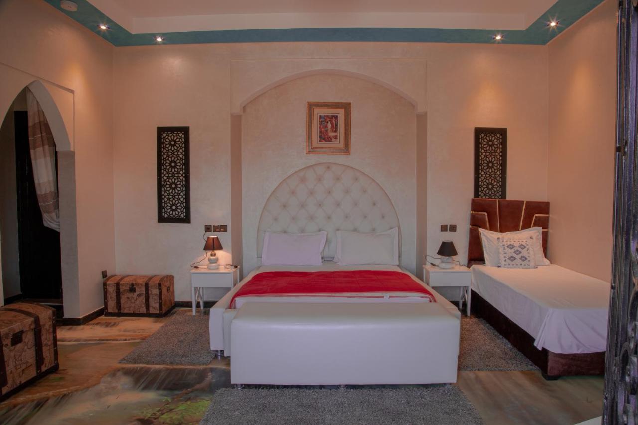 Jnanat Aicha Guesthouse Wawizelte Екстер'єр фото