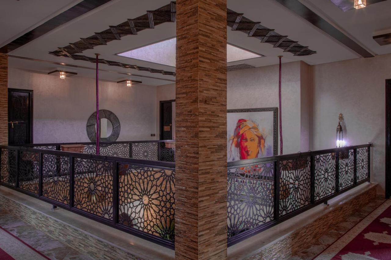 Jnanat Aicha Guesthouse Wawizelte Екстер'єр фото