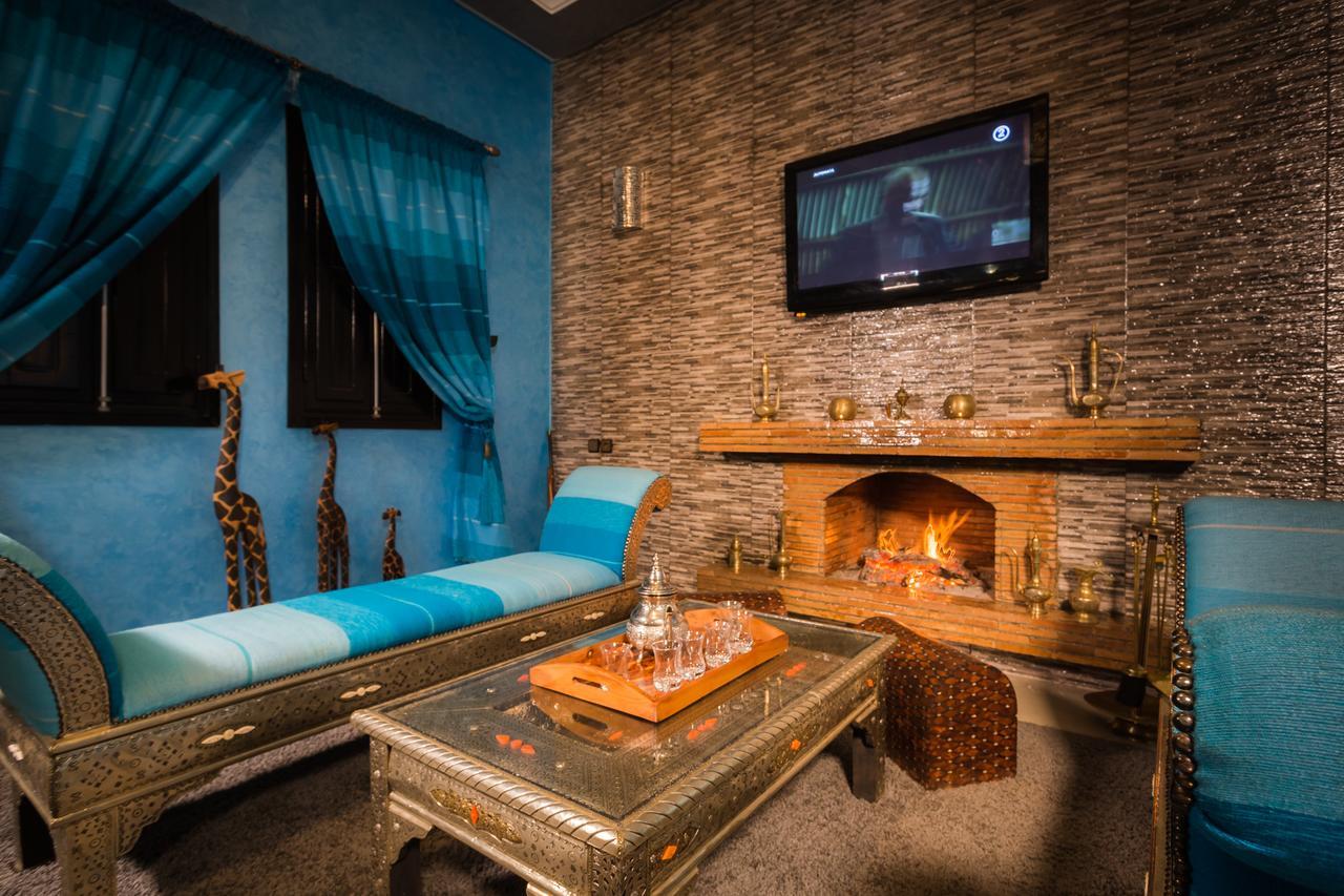 Jnanat Aicha Guesthouse Wawizelte Екстер'єр фото